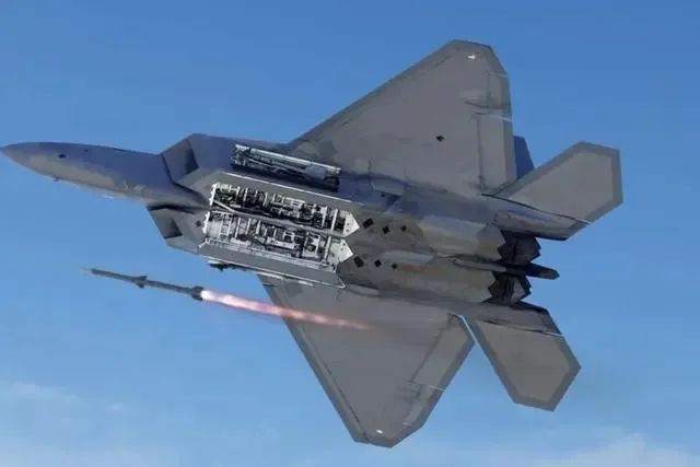 布林肯专机没能起飞,情况突然剧变!中方的下马威,美国要细品