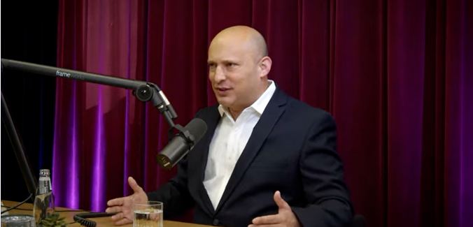 俄乌总统,艰难一年