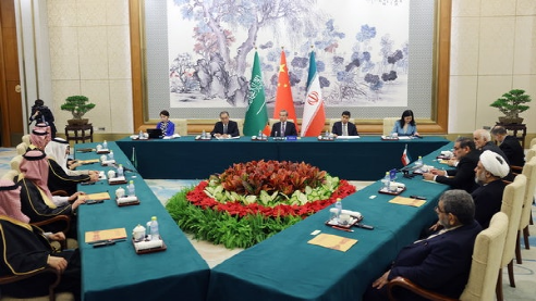 沙特没有倒向中国,他只是反美反了一个世纪(万字长文)