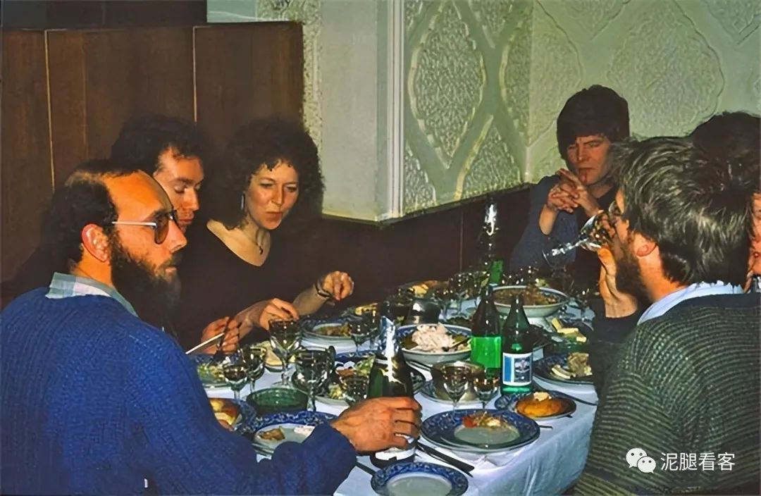 警惕“苏联末期官员”再现,接连曝光的不雅官员,给我们敲响警钟