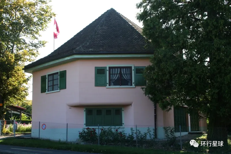 这个中立国家,大规模挖防空洞