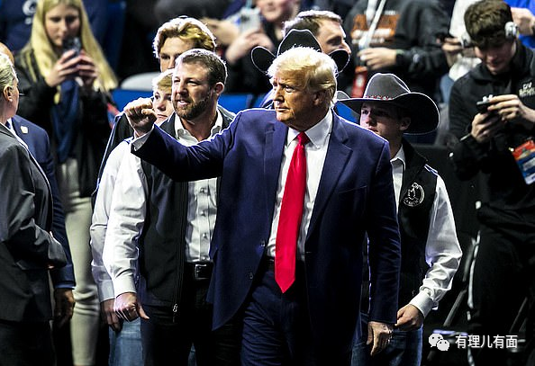 “夺回我们的国家”,特朗普发出了动员令!