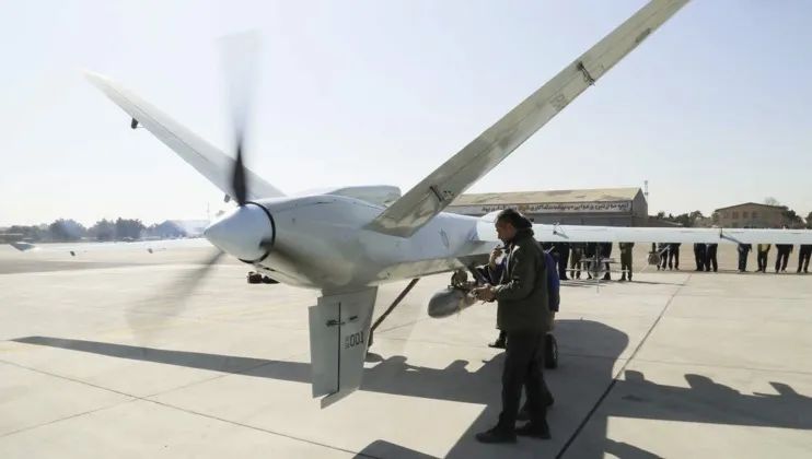 明智决定!伊朗F313隐身战机改为无人机