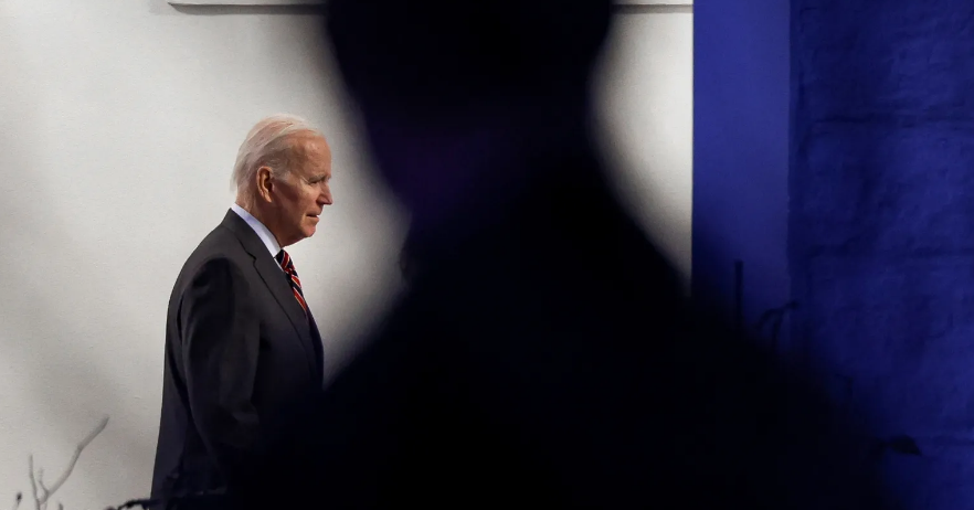 中俄成功峰会后,美国媒体怒评拜登:只会吠叫,不敢咬人