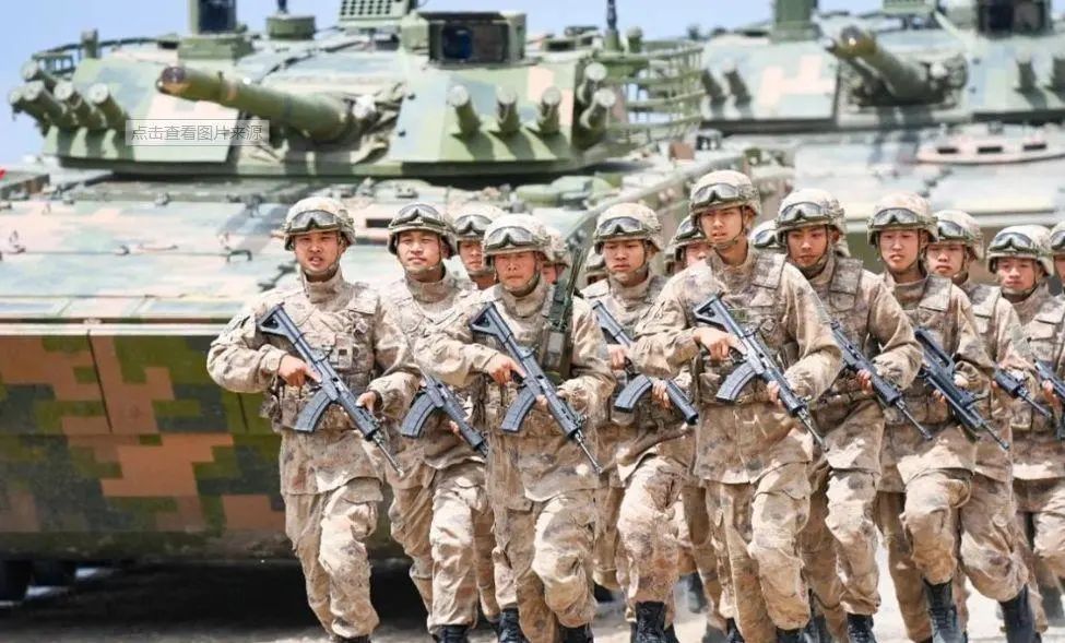 1.55万亿对1.44万亿!中国2023军费超烟草税,够造2214架歼20战机