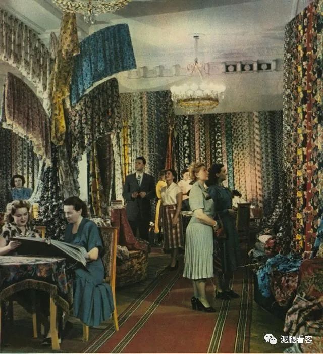 警惕“苏联末期官员”再现,接连曝光的不雅官员,给我们敲响警钟