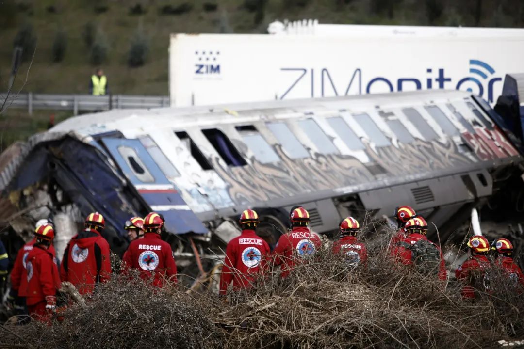 “史无前例的可怕事故”，希腊正在经历一场“难以形容的悲剧”