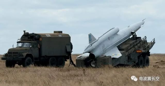 首次逼近莫斯科市区!乌军再次发起远程自杀无人机攻势