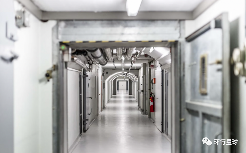 这个中立国家,大规模挖防空洞