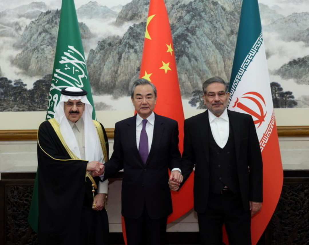 沙特、伊朗在北京宣布恢复外交关系，这事真不小！