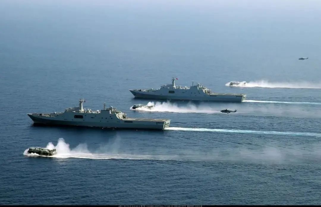 渤海巨轮南下,解放军大大方方给对岸看,释放的信号十分明显