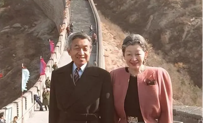 刚刚,疯狂玩火,这是自寻死路