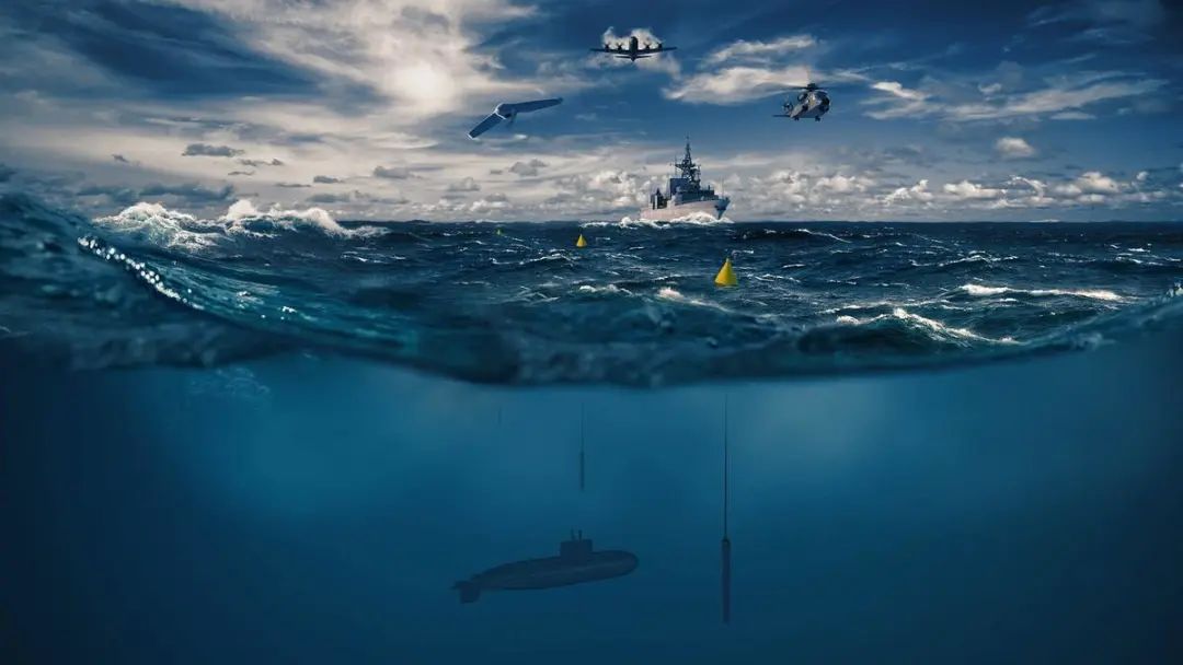 解放军反潜机在台东连续划出2个大圈，水下有美军“大鱼”？