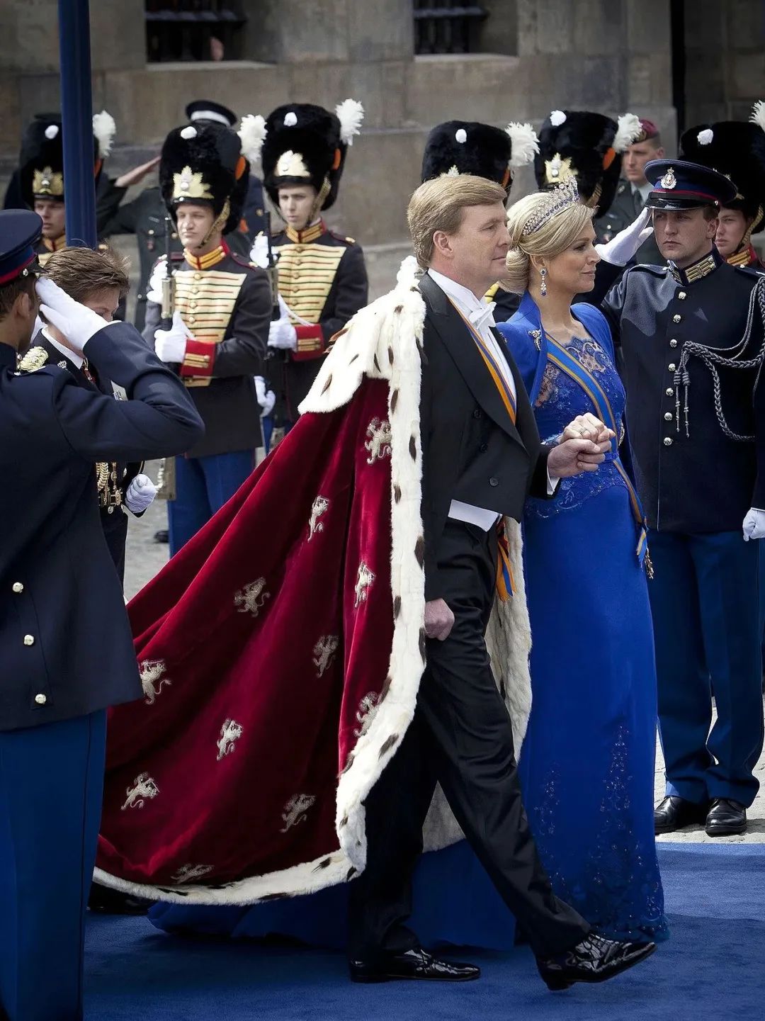 这个发达小国,无房可住