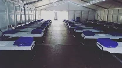 这个发达小国,无房可住