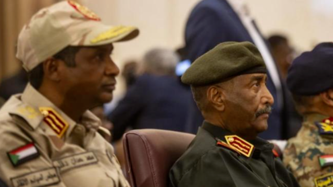 前哨站|从骆驼贩子到割据军阀 “苏丹小吕布”为何再挑战端?