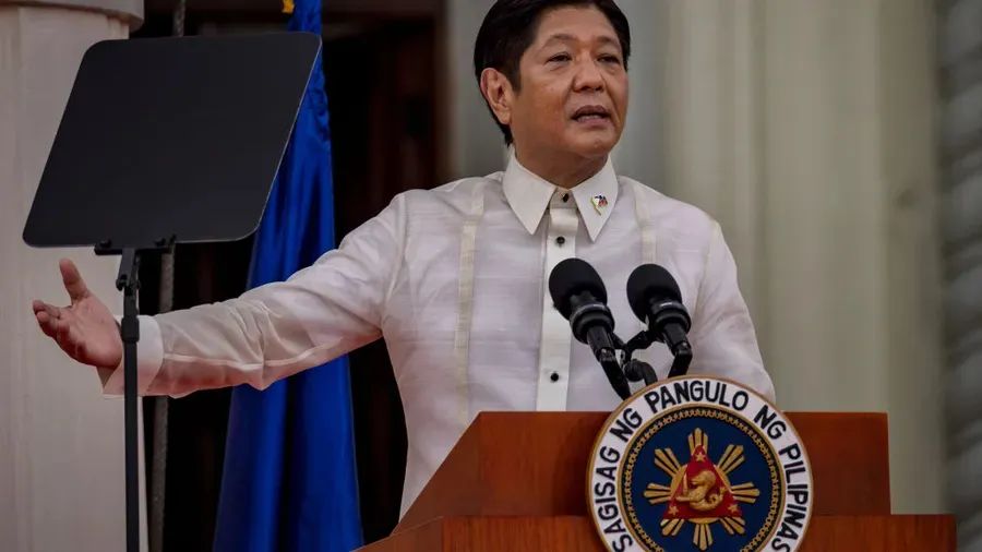 中国海军面临难缠对手!美军在南海方向新开辟4大军事基地,给中国带来多大麻烦?