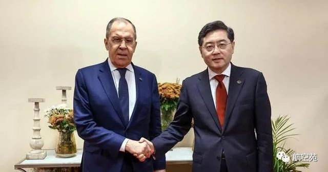 一架中国专机,将飞往俄罗斯,中俄要谈的内容,令美方担忧