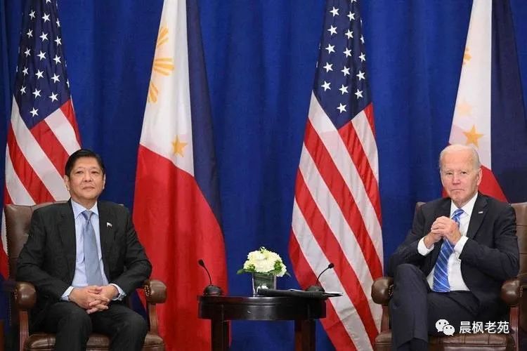 小马科斯的横跳