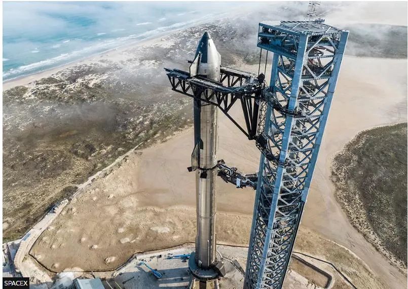 马斯克牌“超大窜天猴”,首射遭全球围观,突然“鸽”了竟因为……