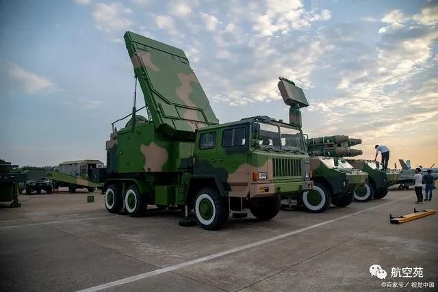 中国红旗9防空导弹升空,美日战机退百公里