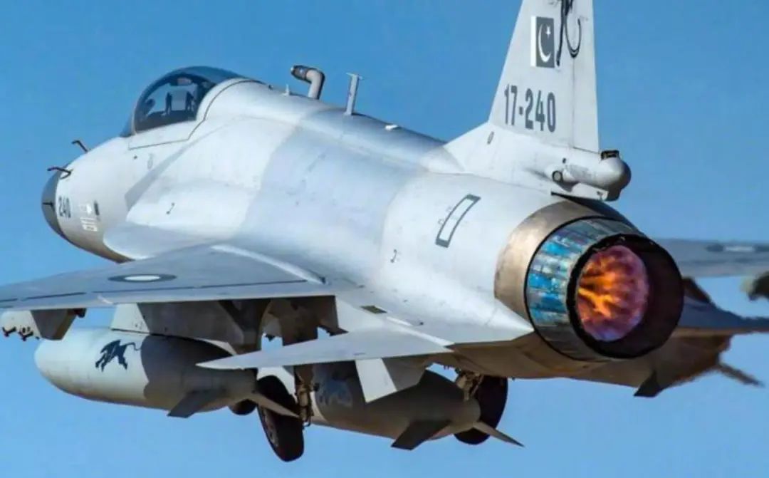 枭龙战机热卖,获得多国青睐,为何中国空军自己,连一架都没买?