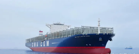 被美国连捅三刀后,中法超级大单让马克龙认清未来!