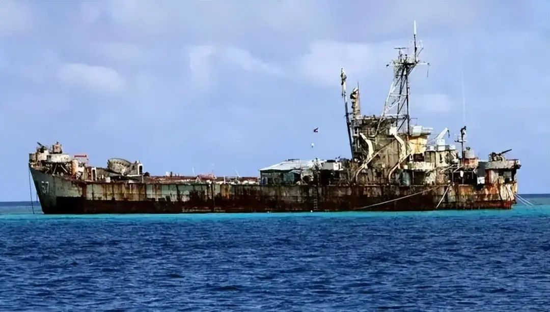 机会来了不会放弃,中国大型拖船就位,菲律宾要吃苦头了