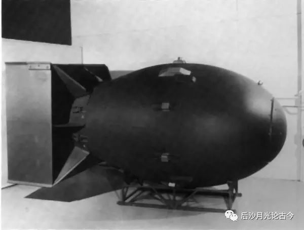 美国送给日本两颗原子弹的决策内情