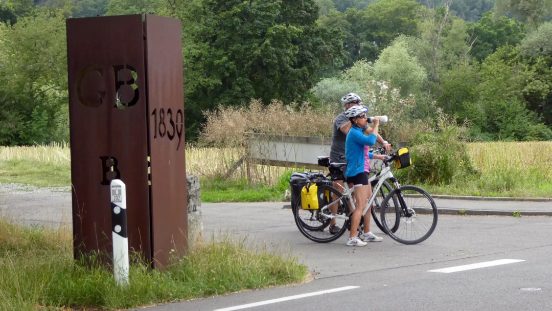 德国、意大利,为何都在瑞士有一块飞地?