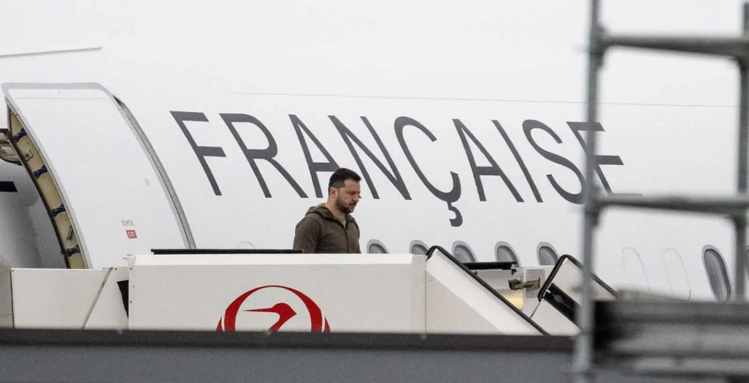 突然出现在日本的泽连斯基,给G7峰会带来震撼弹