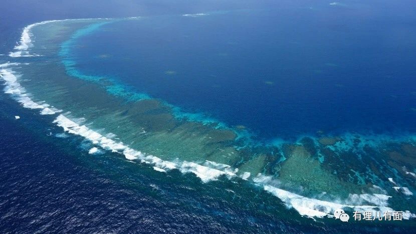 中国拖船抵达仁爱礁,菲律宾“违建”快要拆咯