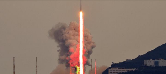 韩国自称“航天强国”两天后,尹锡悦遭遇“天罚”!