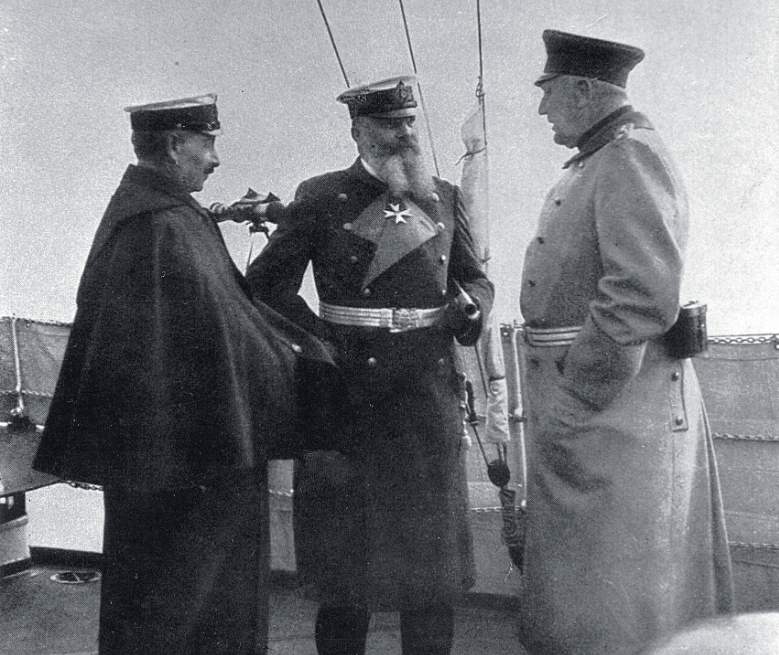 俾斯麦纵容下的军国主义,如何让德国走上扩张不归路?