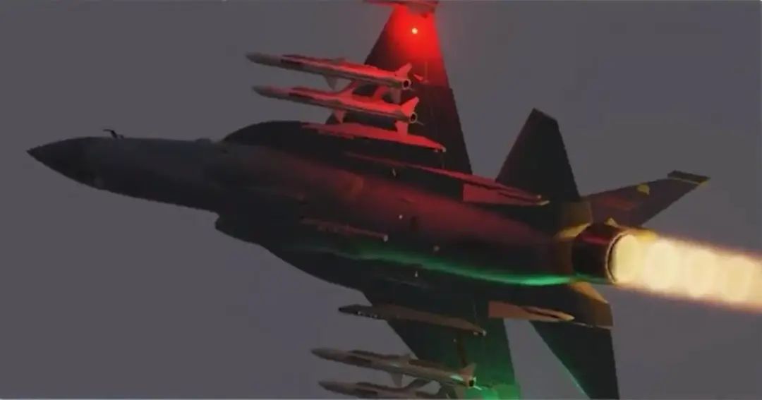 枭龙亮出最强打击火力,10个挂架“野兽模式”,9枚导弹纵横四海
