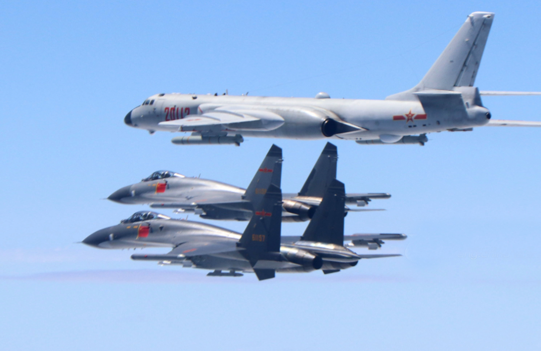 解放军对台动真格,绕台7年多,全方位打击体系,已在台海打造成型