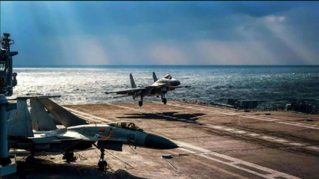 难怪美军歇斯底里,一个细节表明,战场放在台海,他们就是活靶子!