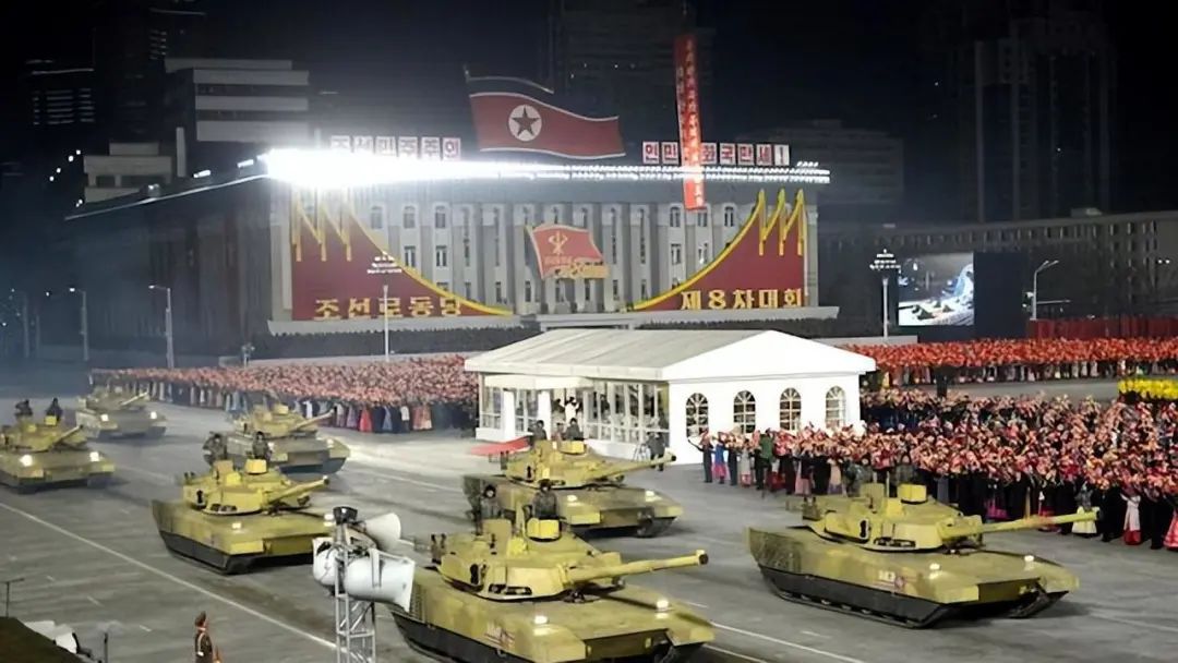 东亚局势越来越危险,滑向战争的可能性增大,中国应做好备战