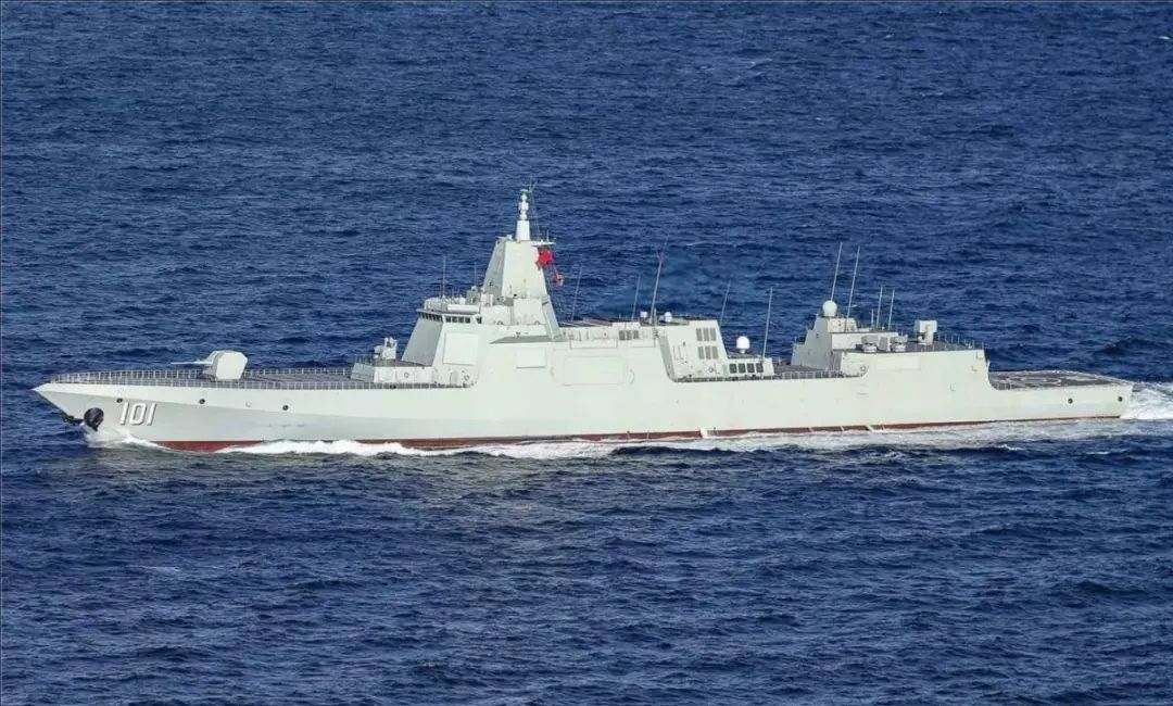 中俄携手亮剑,055大驱奉命北上,俄舰队倾巢而出!日本,该定期敲打了