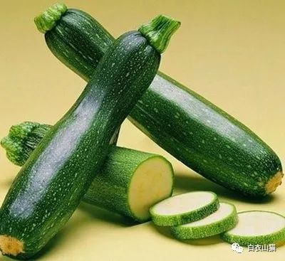 警惕!吃到这些苦味瓜果蔬菜,请立即吐出!否则,你可能得上医院!