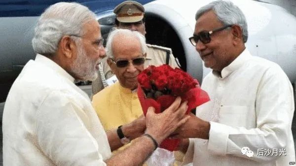 印度大桥坍塌的原因找到了!跟人没关系