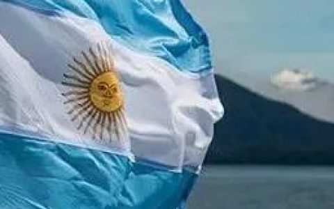 "在阿根廷，人人都有人民币"