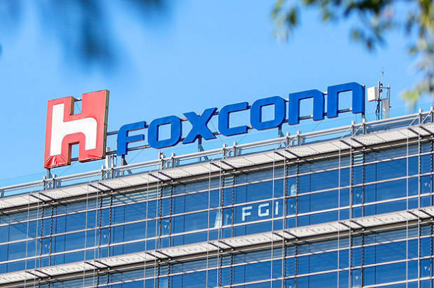 富士康败走印度:两个诈骗犯的棋逢对手