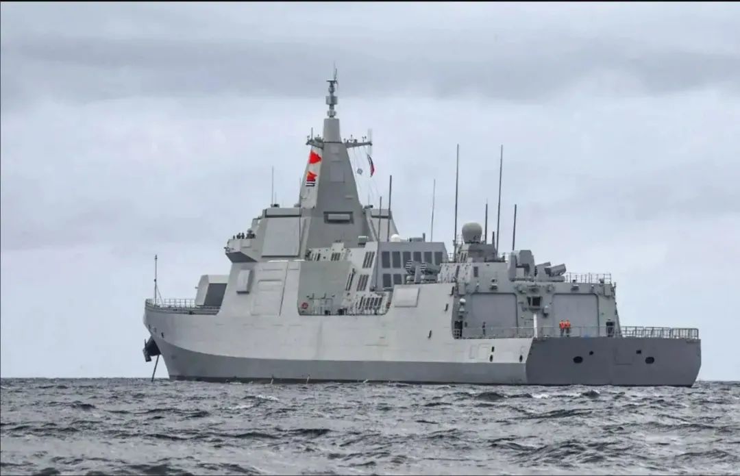 俄海军司令访华,遇到了什么?他刚回国,就一口气砍掉9艘新锐战舰