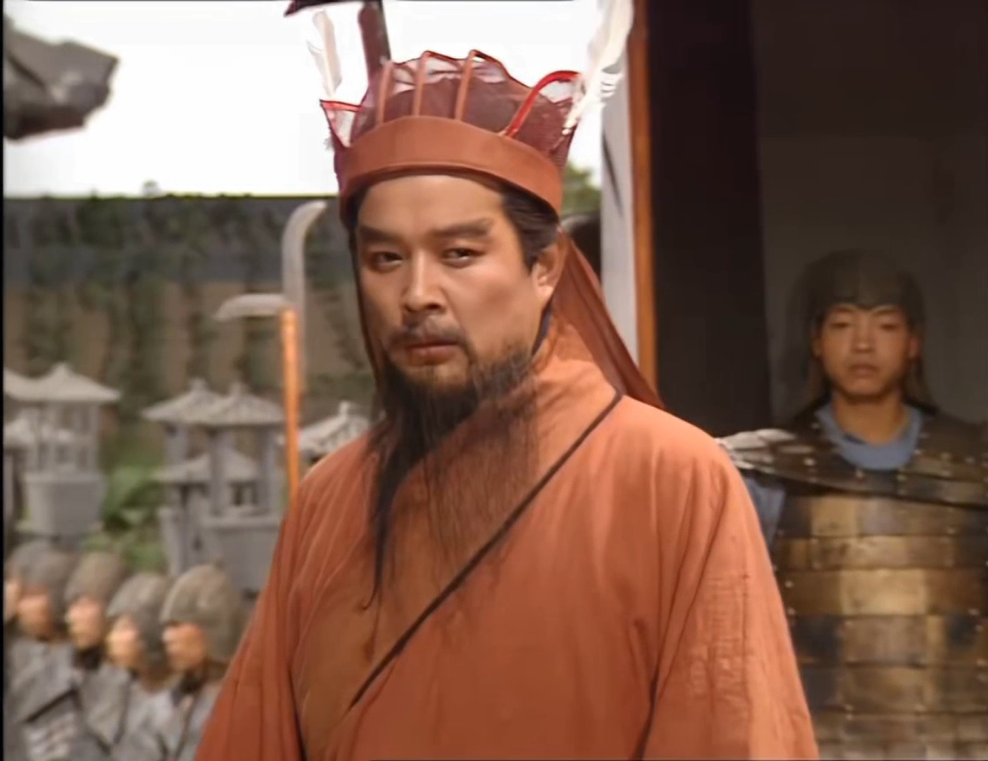 东汉末年危机下,士族阶层都在寻找后路与机会