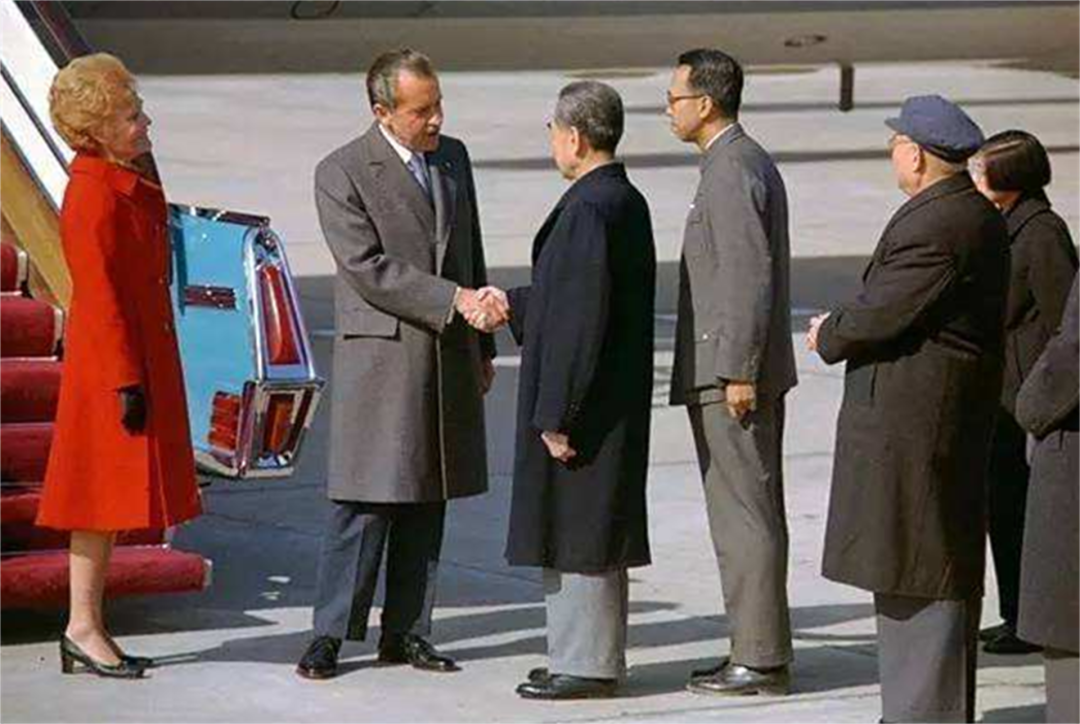 美国人是真急了,一百岁的基辛格都来了