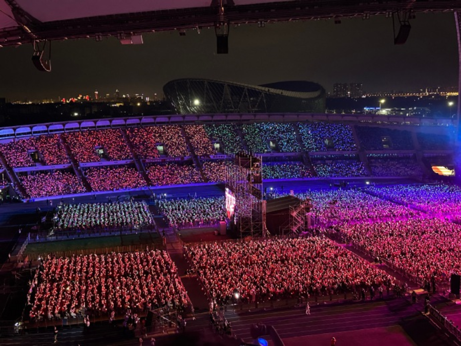 连陈奕迅都想当“黄牛”,这事到底有多赚钱?