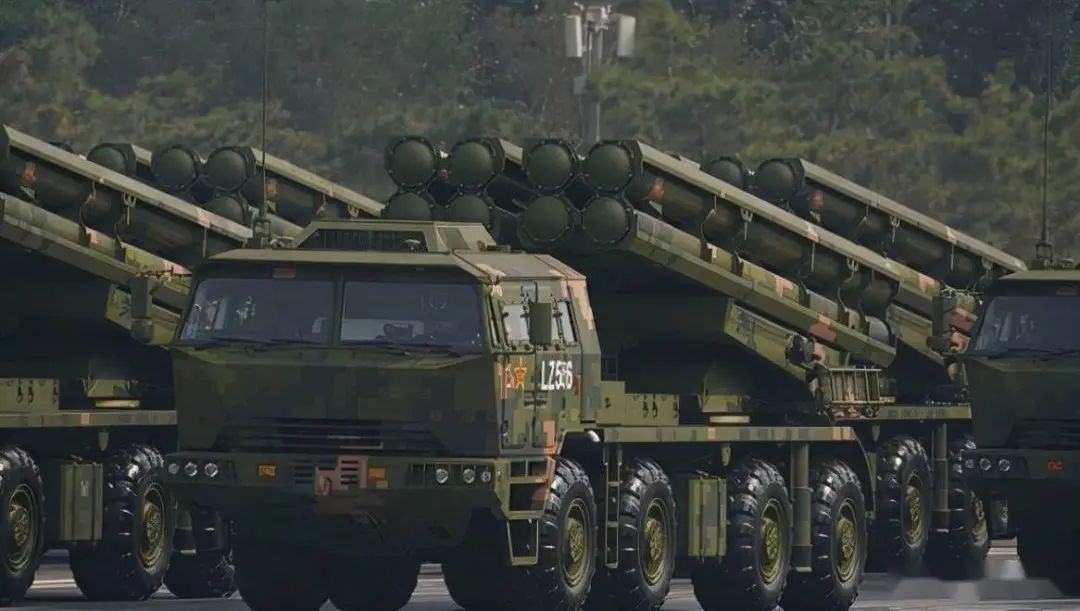 中国武器大部分性能超美国!俄专家称只有一个缺点,暂时无法解决