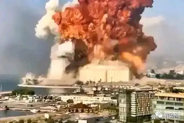 携带F16战斗机件200多名北约军事技术专家被三架米格-31战斗机毁灭