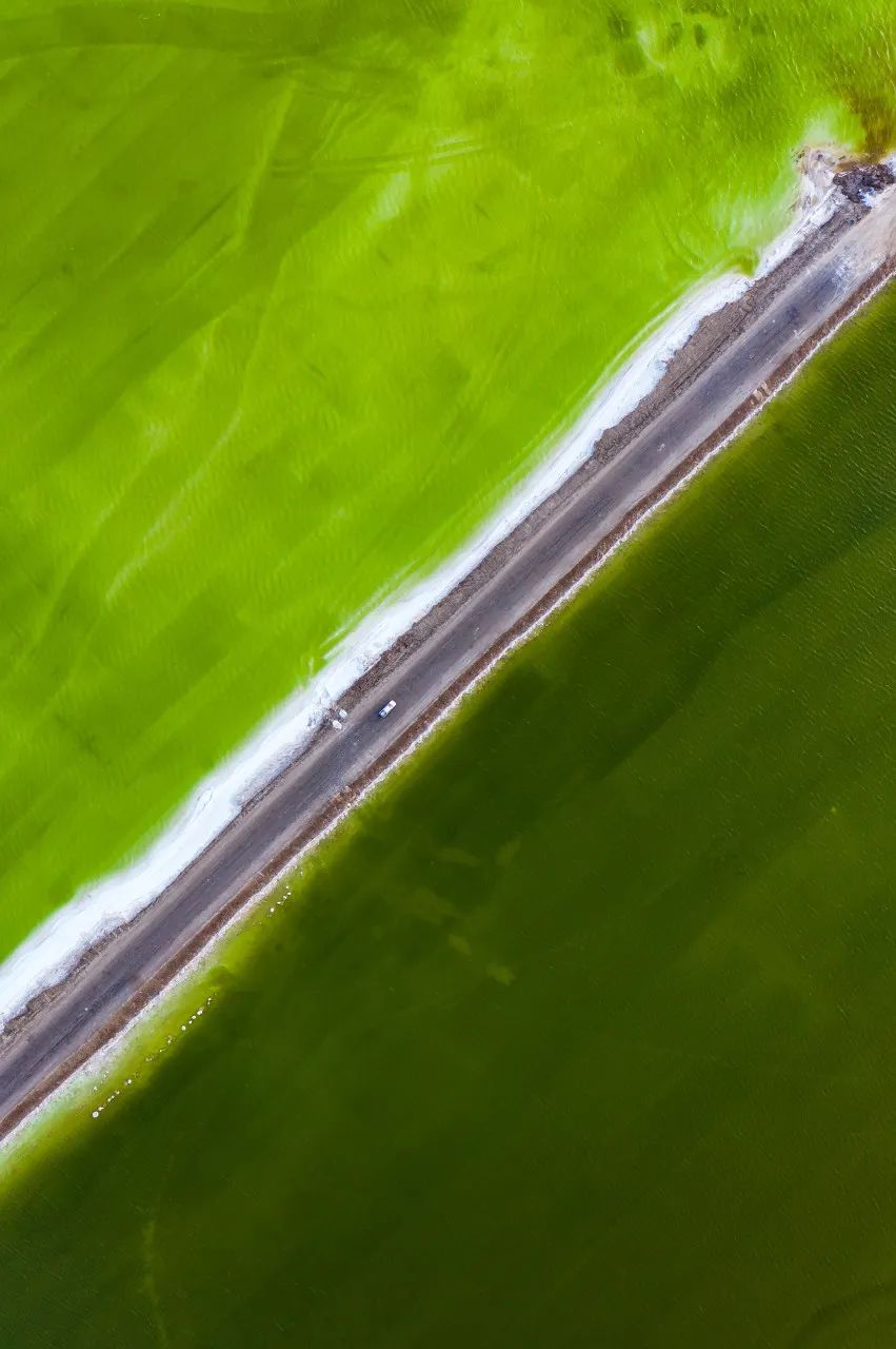 别囤盐了!中国最大的“天空之镜",比茶卡盐湖大56倍,价值12万亿,够全世界人口吃1000年!